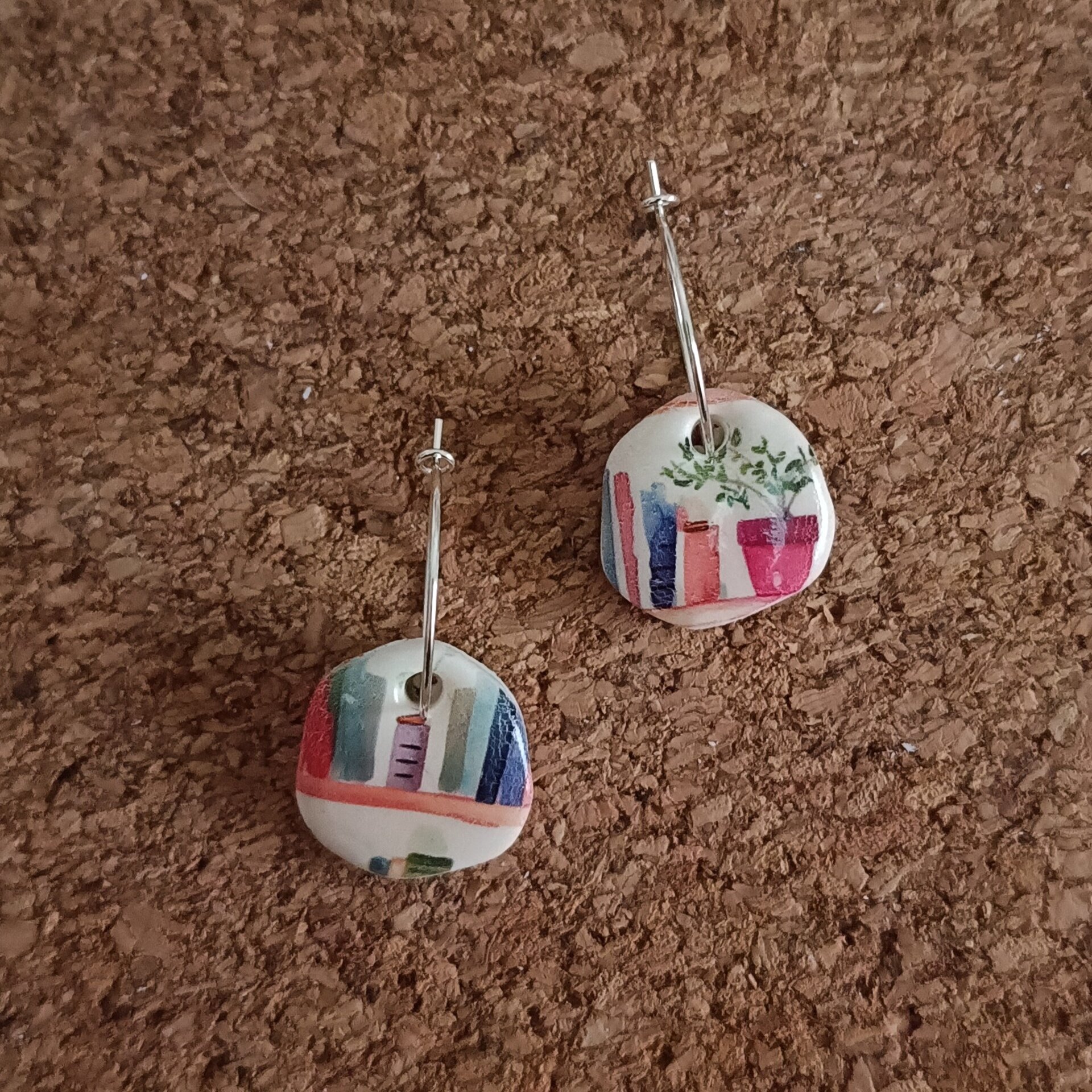 Pendientes libros irregular - 1